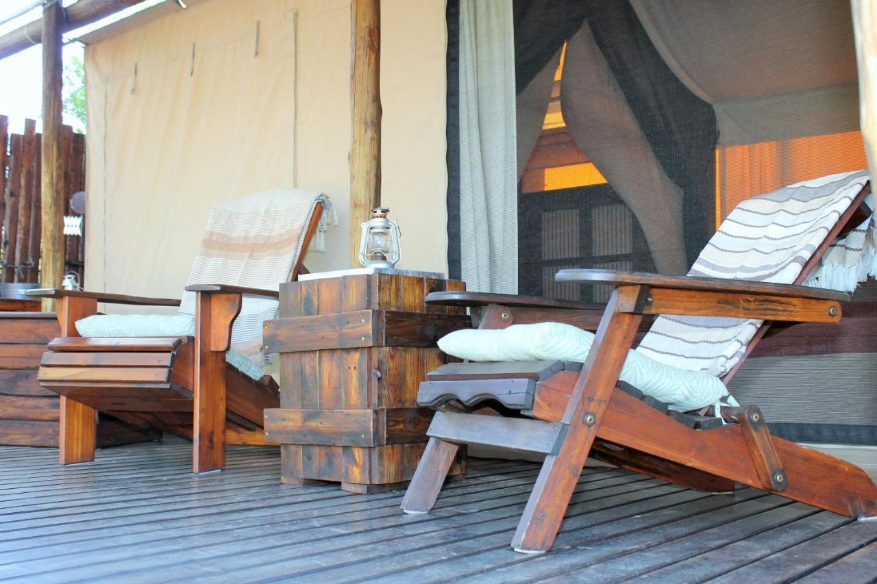 Out In Africa Wildlife Lodge 해먼스크랄 외부 사진