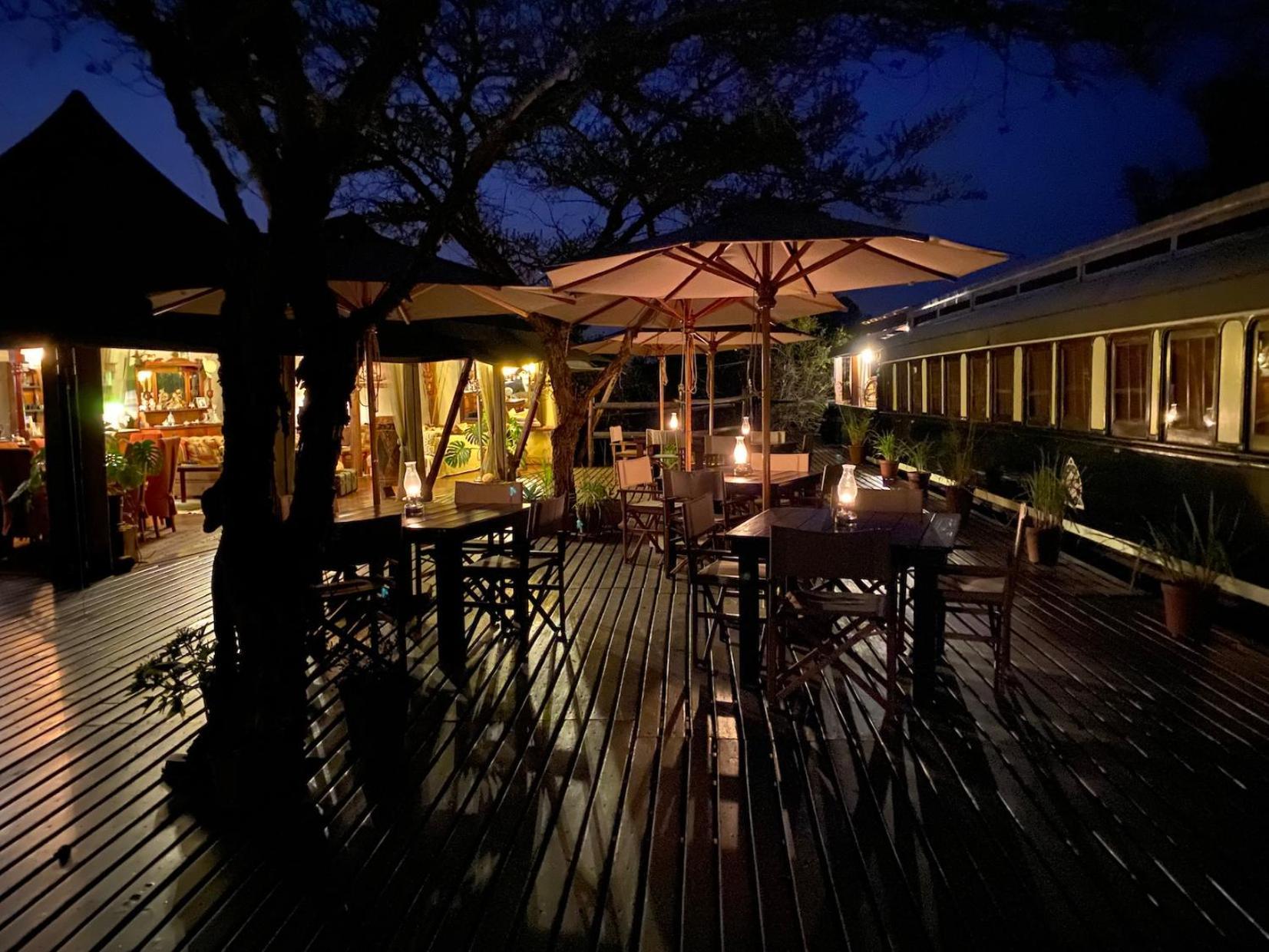 Out In Africa Wildlife Lodge 해먼스크랄 외부 사진